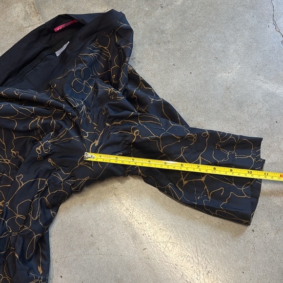 Like new Terry bike cycling shorts size large. - Picture 10 of 11